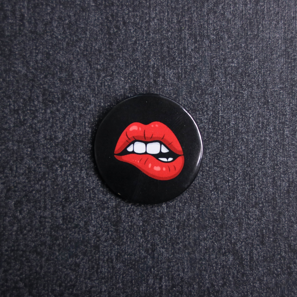 RHPS Lips Button